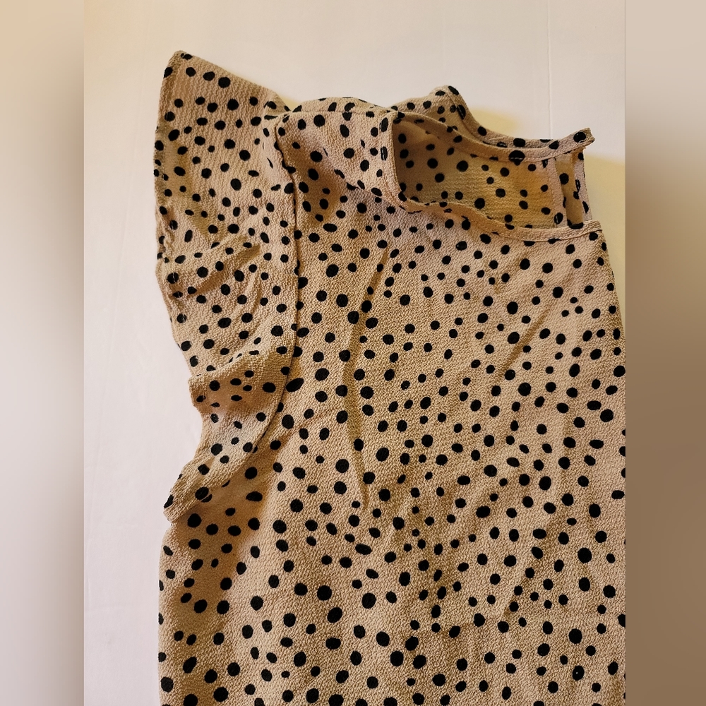 Light Weight Blouse with flutter sleeves